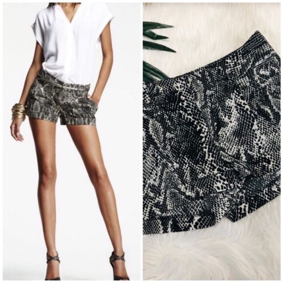 Express Black & White Snakeskin Python Print Satin Dress Shorts - Size 8 - Picture 1 of 11